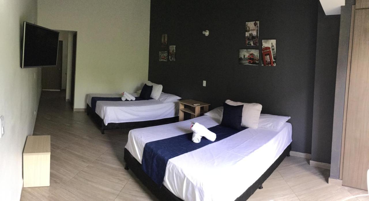 Apartahotel Avanti Medellín Kültér fotó