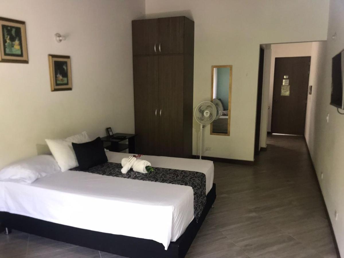 Apartahotel Avanti Medellín Kültér fotó
