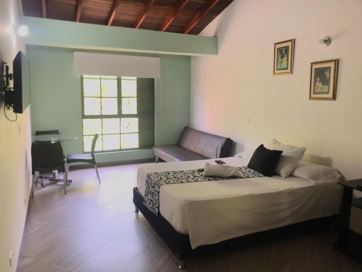 Apartahotel Avanti Medellín Kültér fotó